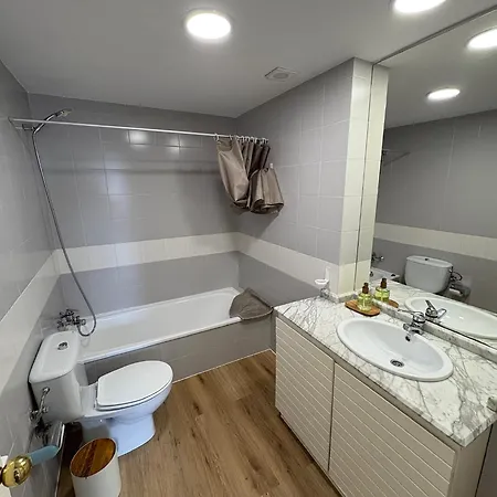 アパート Con Terraza Y Vistas Al Mar En La