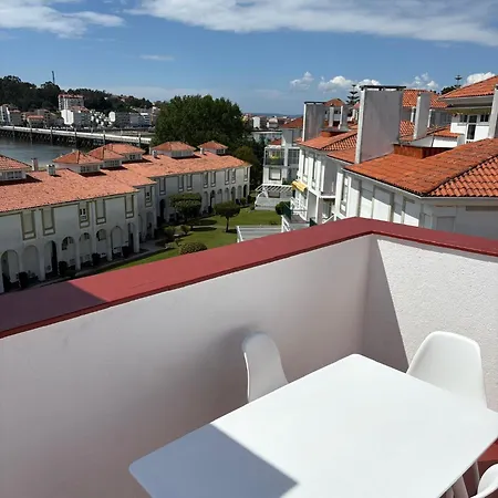 Con Terraza Y Vistas Al Mar En La Apartment Isla de la Toja